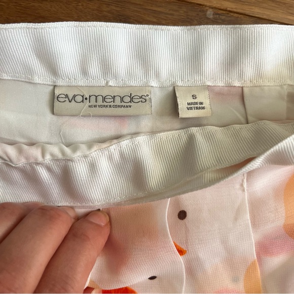 Eva Mendez Skirt - Picture 3 of 4